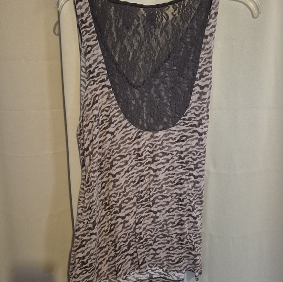 Jennifer Lopez Zebra Print Lace Tank Top - Picture 2 of 3